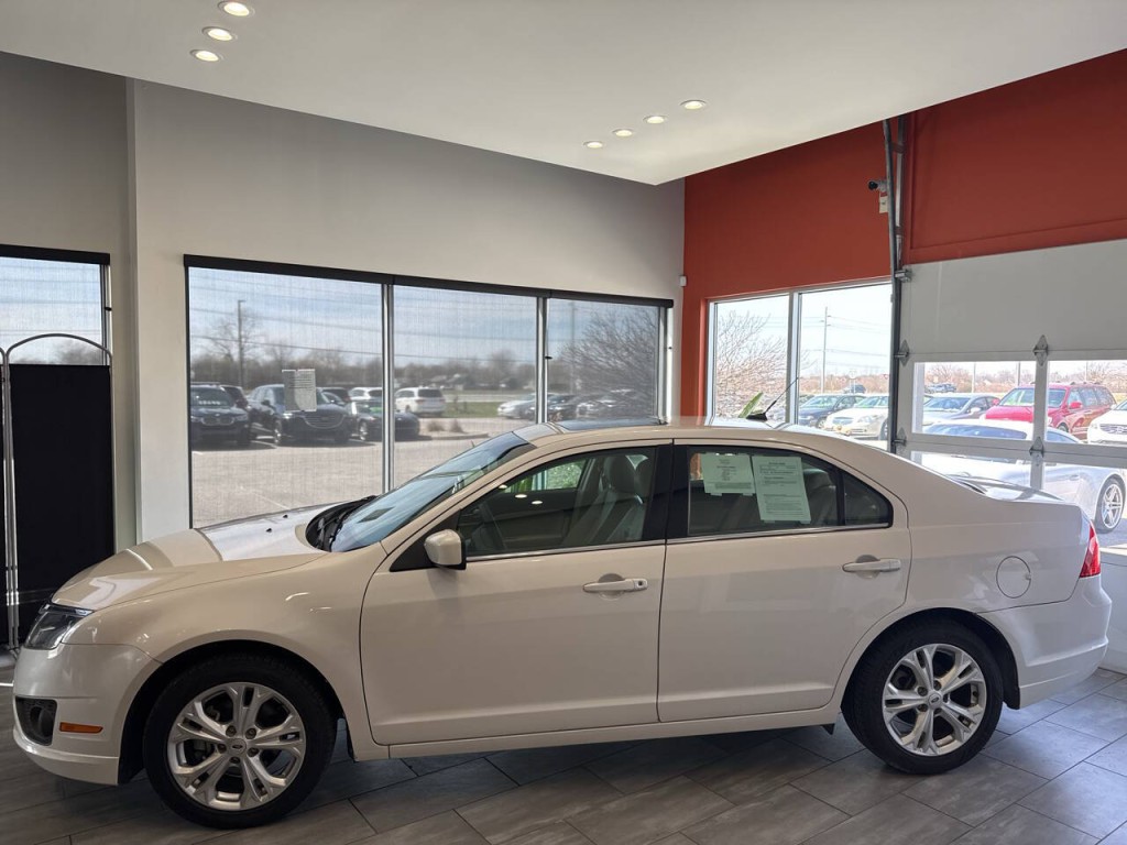 2012 Ford Fusion Image 6