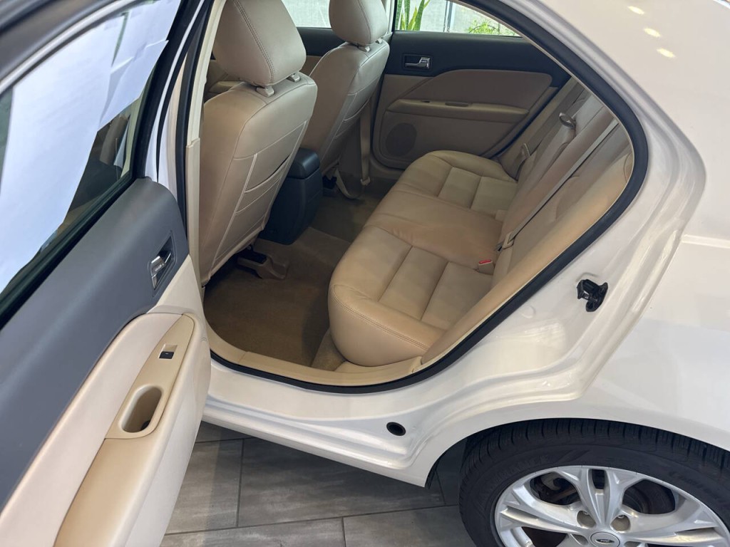 2012 Ford Fusion Image 26