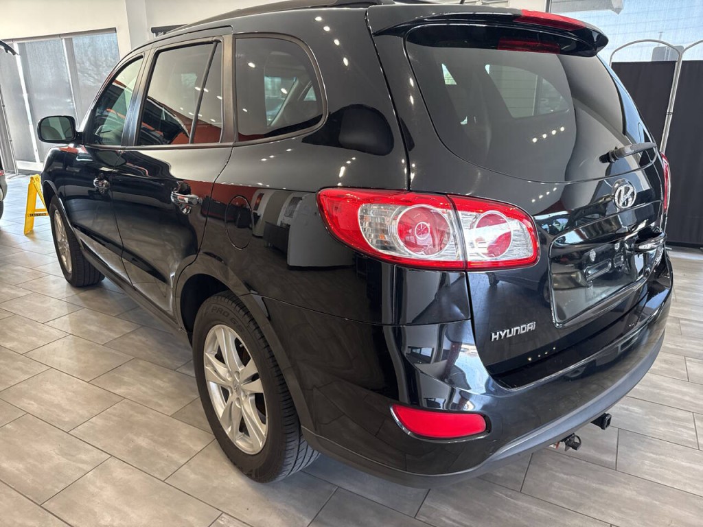 2011 Hyundai Santa Fe Image 11