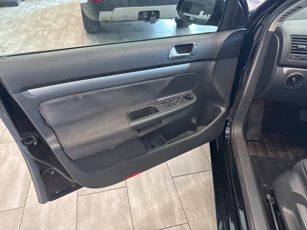 2007 Volkswagen Jetta Image 25