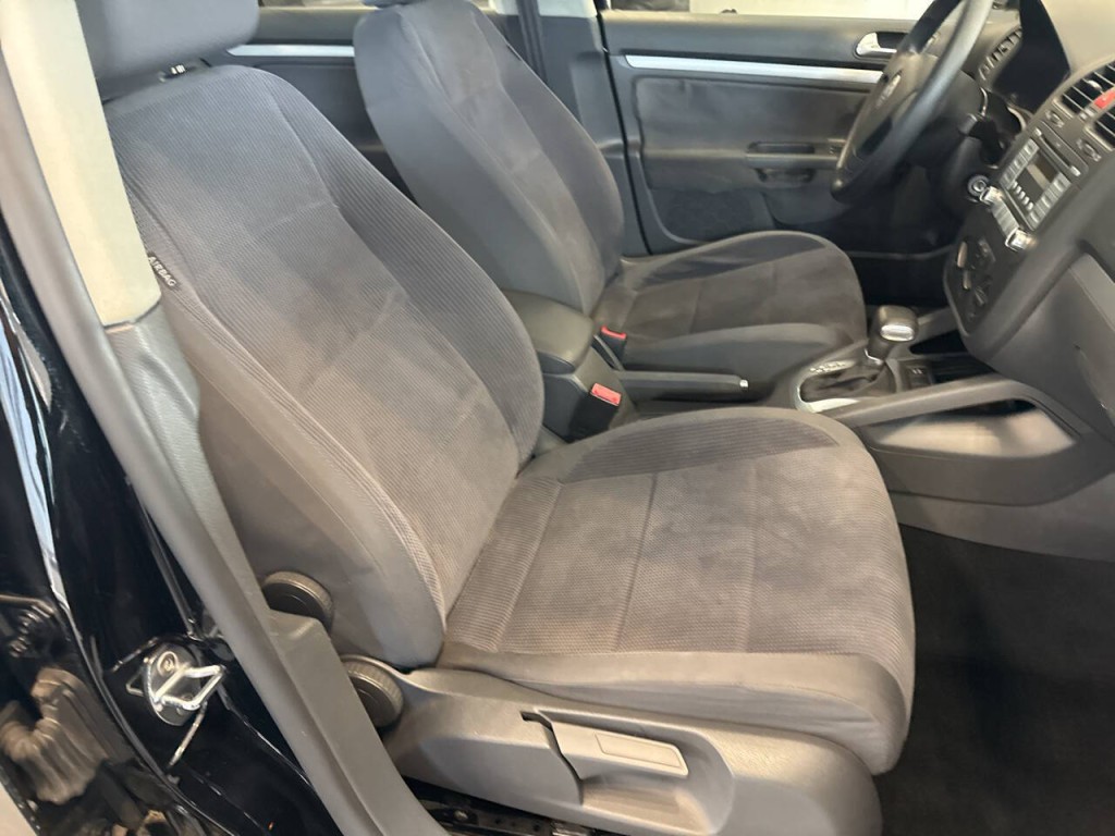 2007 Volkswagen Jetta Image 33