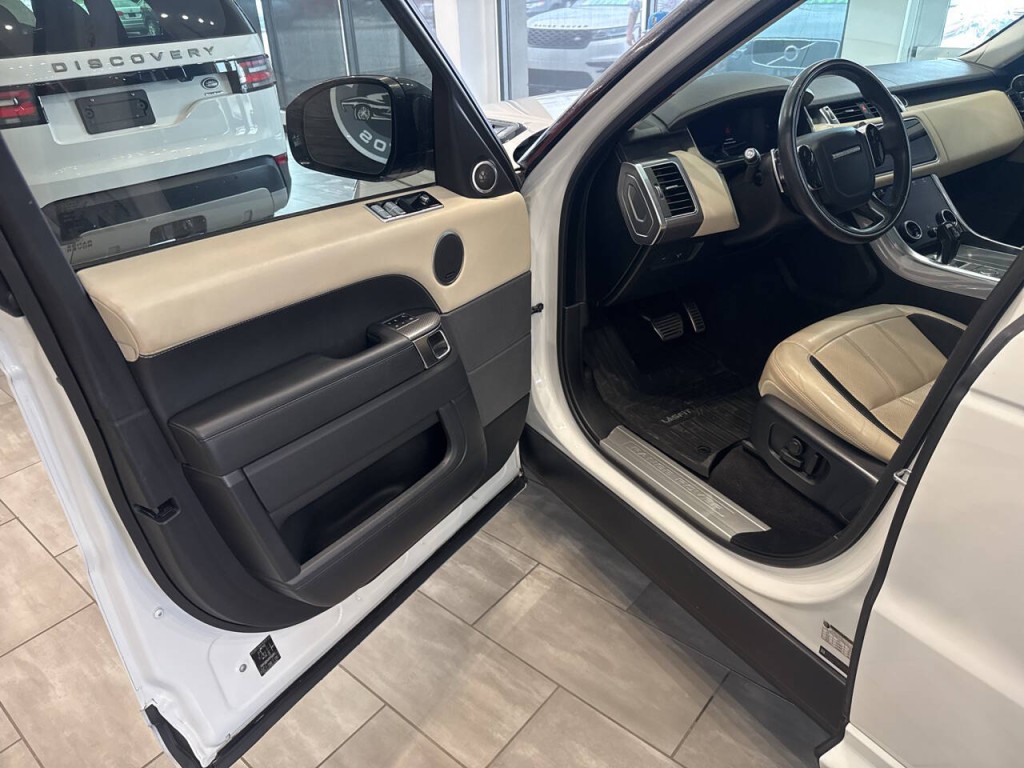 2018 Land Rover Range Rover Sport Image 29