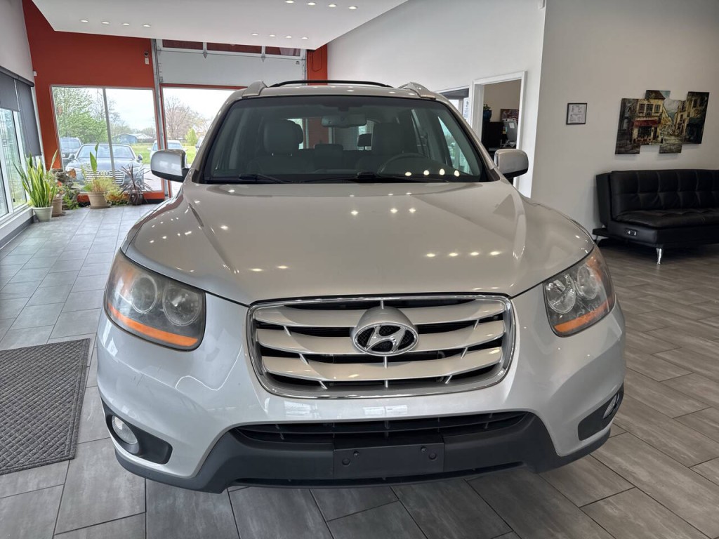 2011 Hyundai Santa Fe Image 5