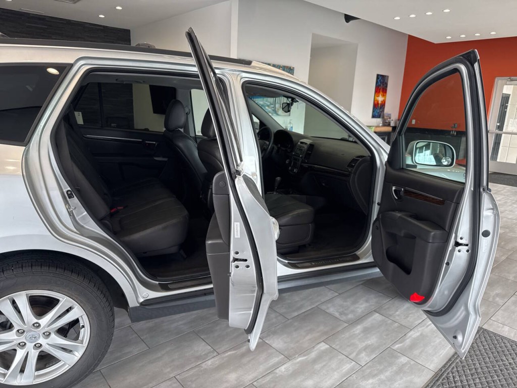 2011 Hyundai Santa Fe Image 19