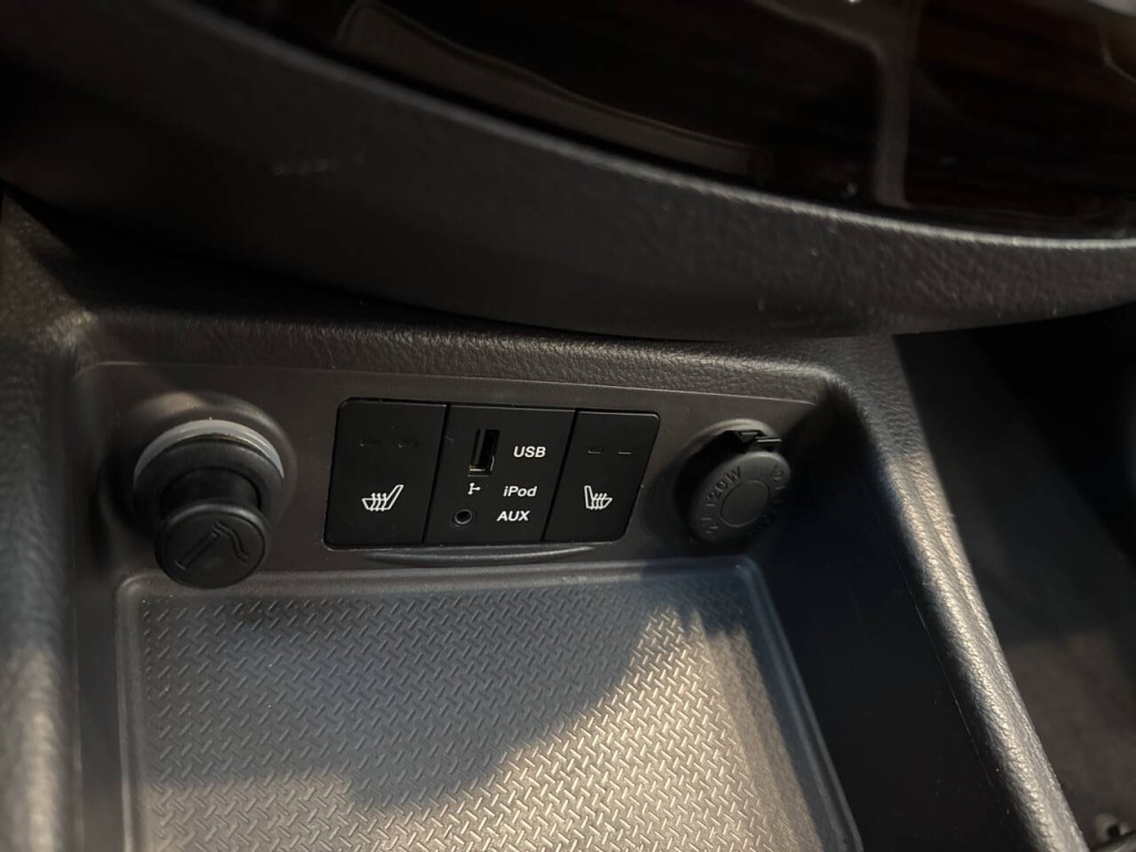 2011 Hyundai Santa Fe Image 33