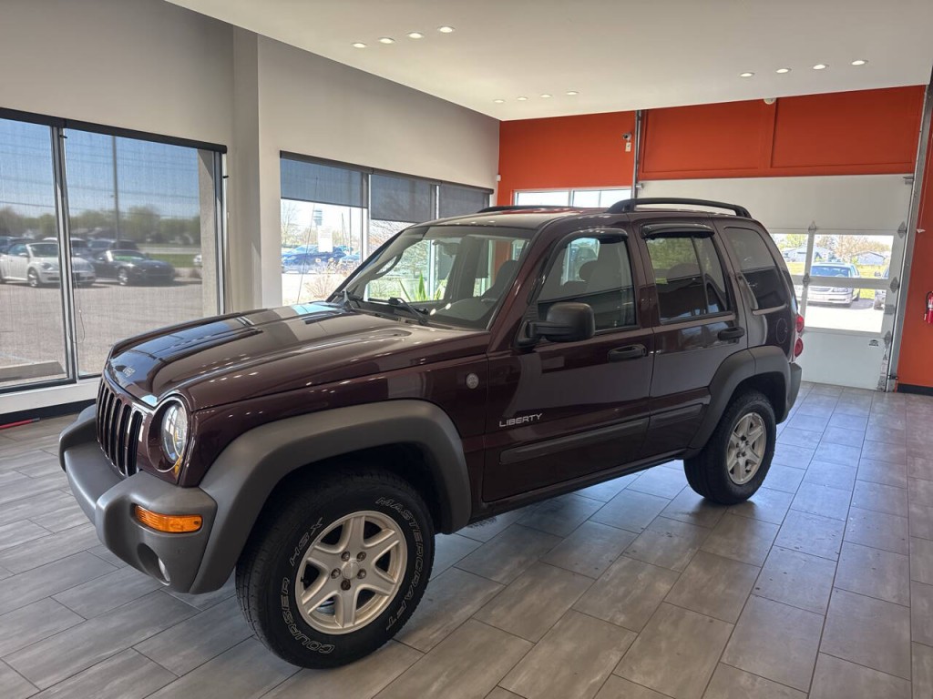 2004 Jeep Liberty Image 9