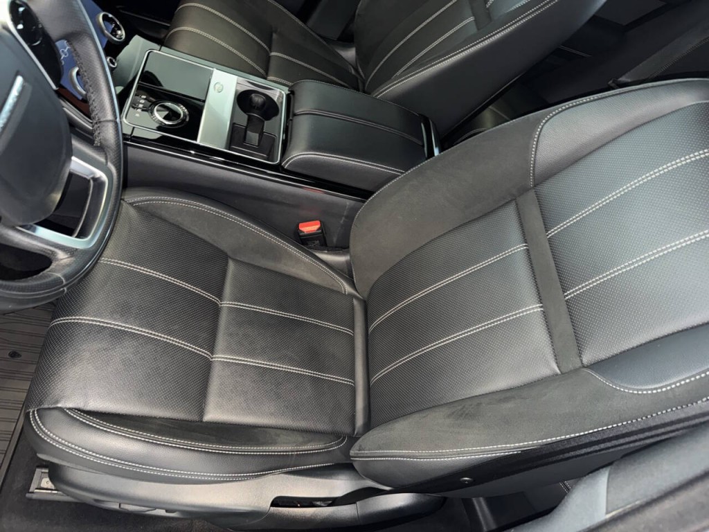 2019 Land Rover Range Rover Image 31