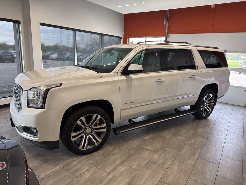 2018 GMC Yukon Image 4