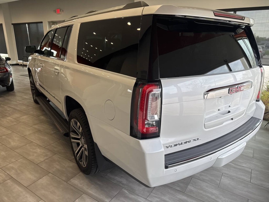 2018 GMC Yukon Image 5
