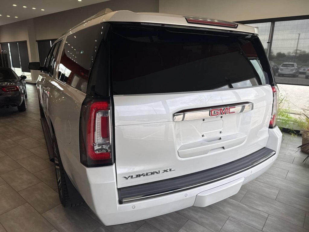 2018 GMC Yukon Image 6