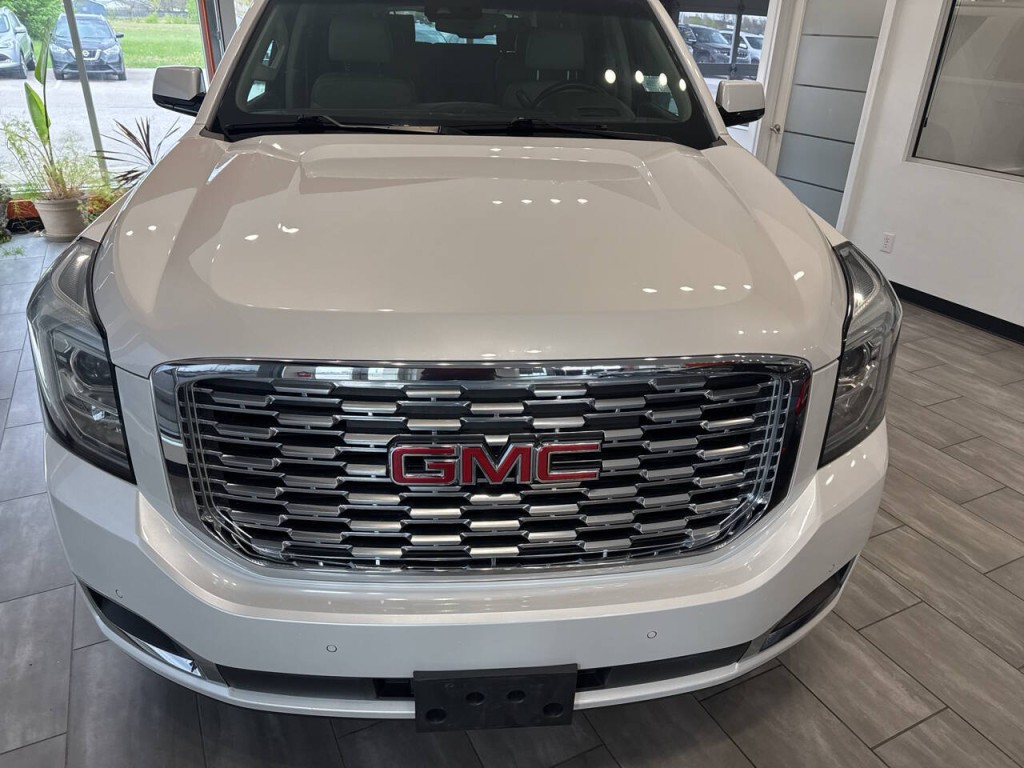 2018 GMC Yukon Image 10