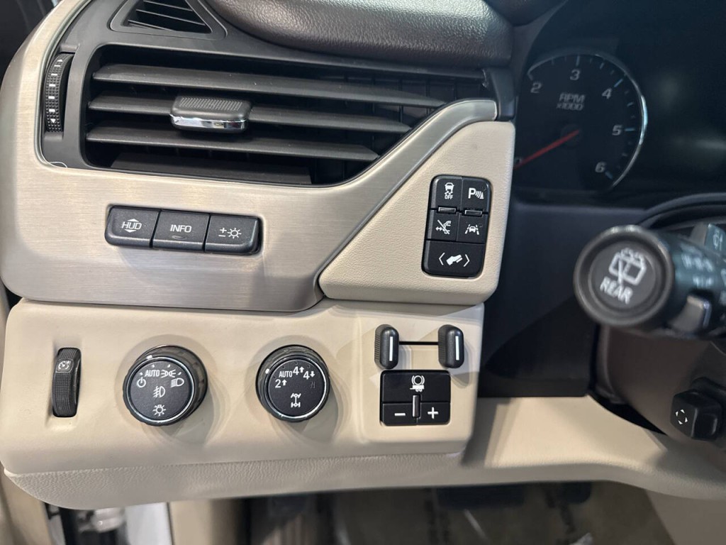 2018 GMC Yukon Image 21