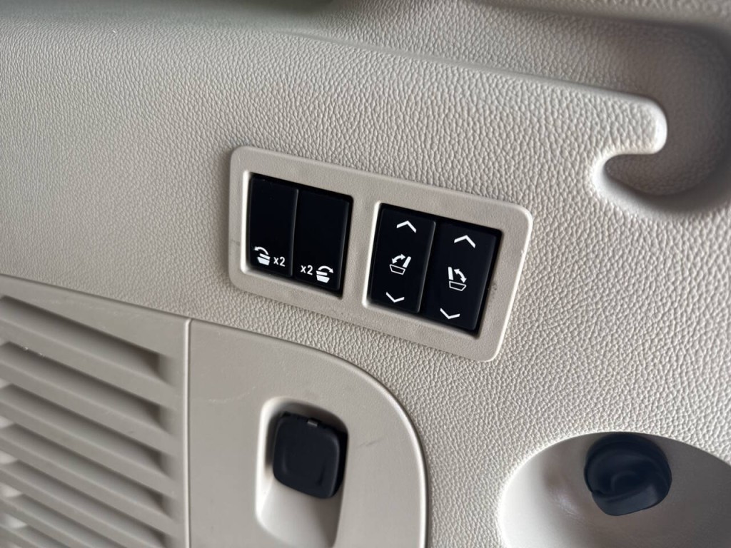 2018 GMC Yukon Image 34
