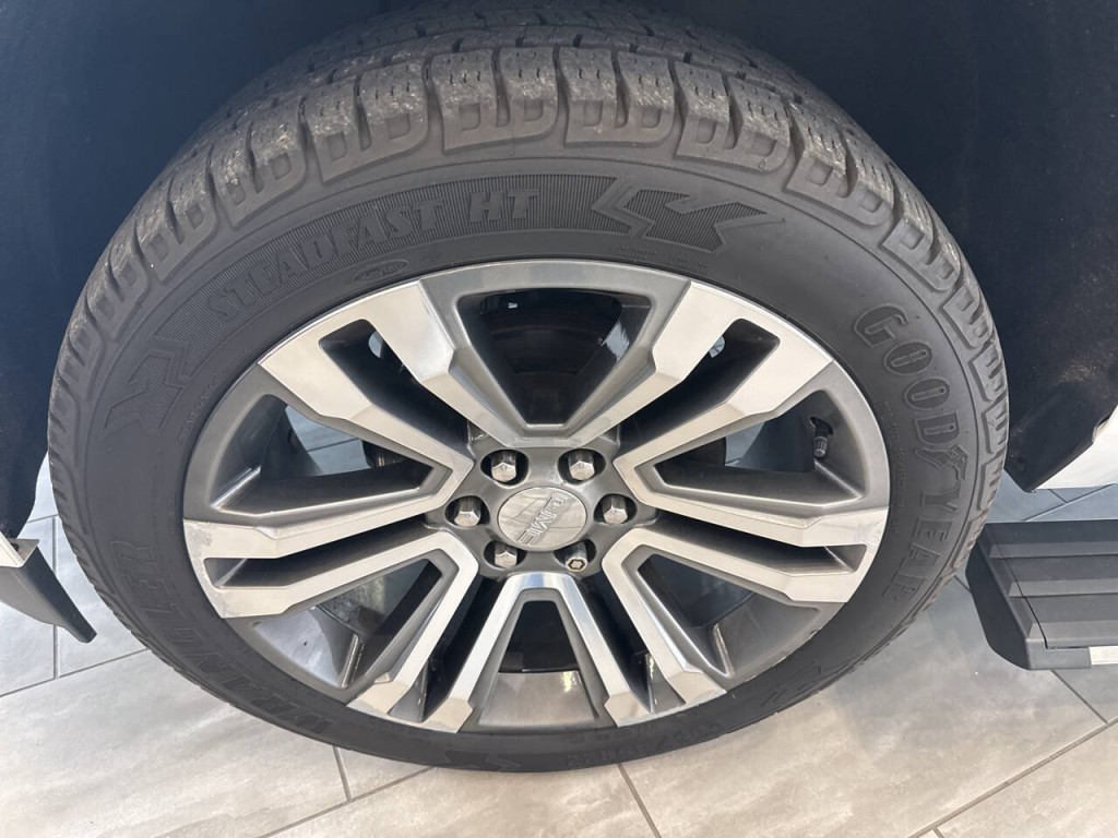 2018 GMC Yukon Image 52