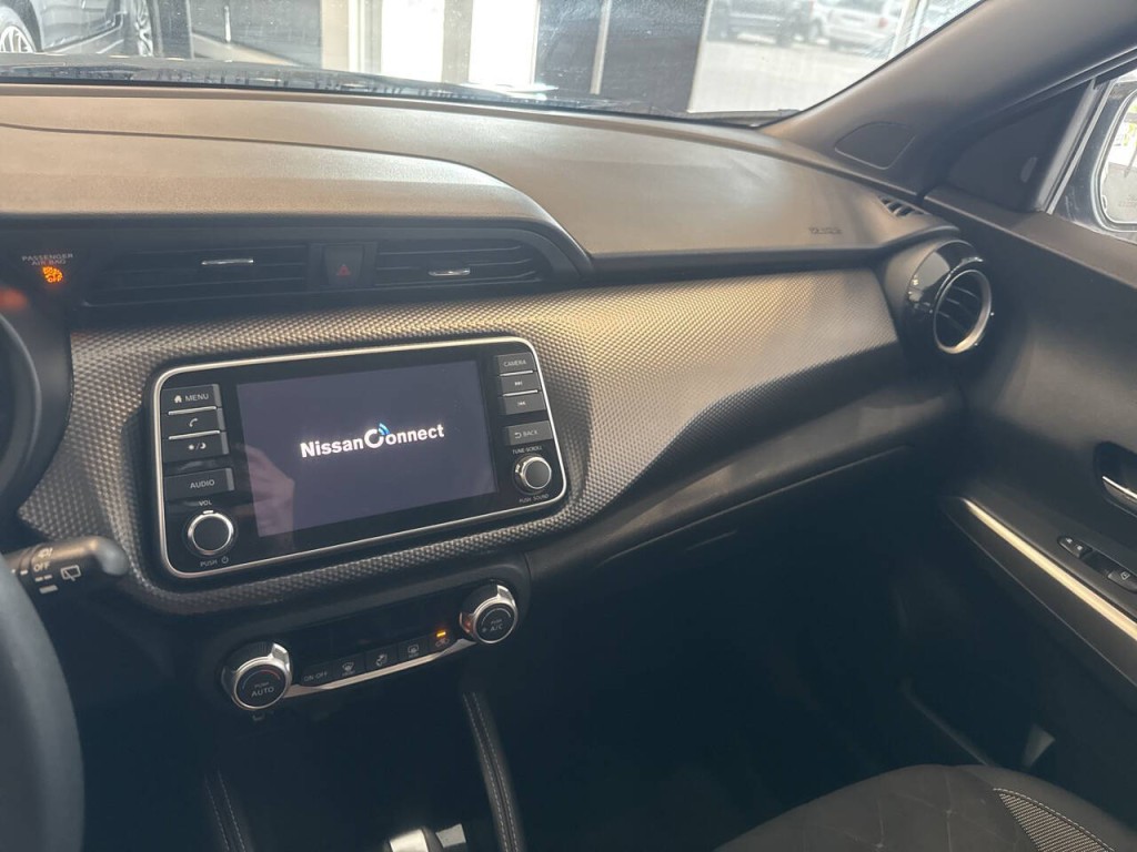 2020 Nissan Kicks Image 38