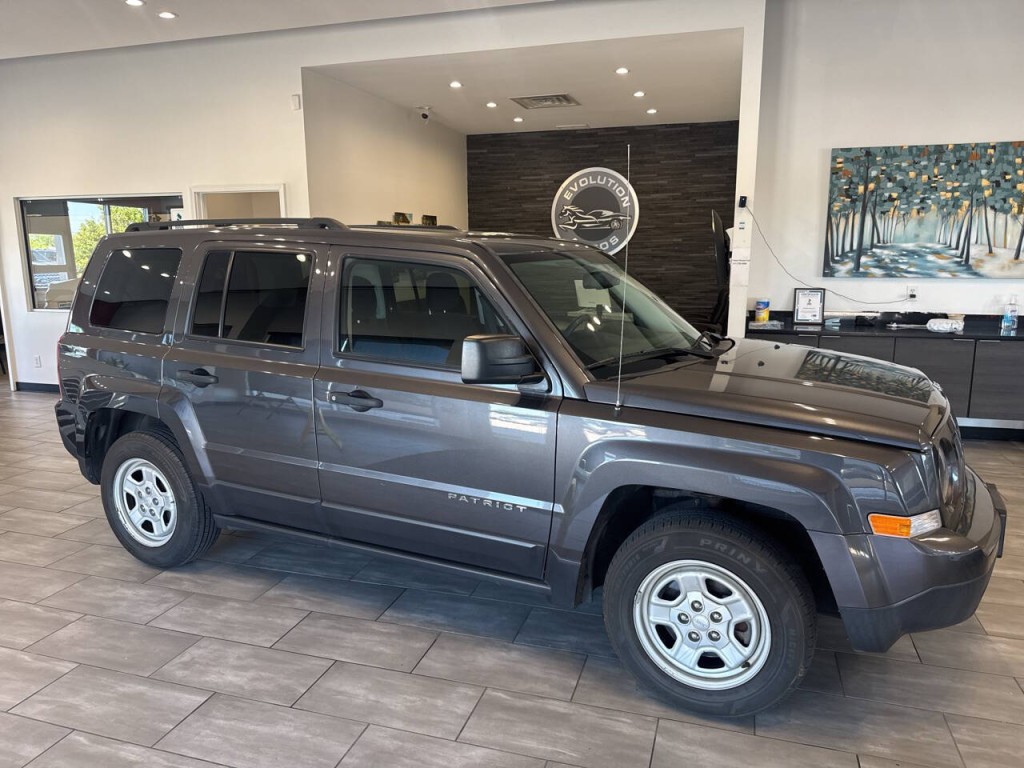 2016 Jeep Patriot Image 4