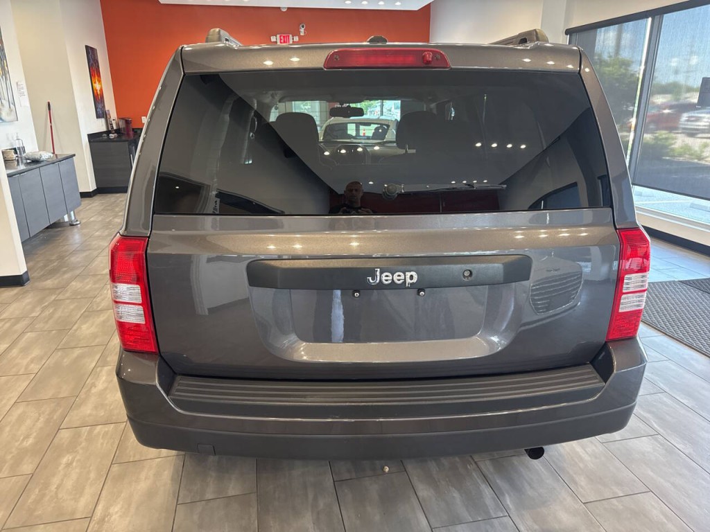 2016 Jeep Patriot Image 13