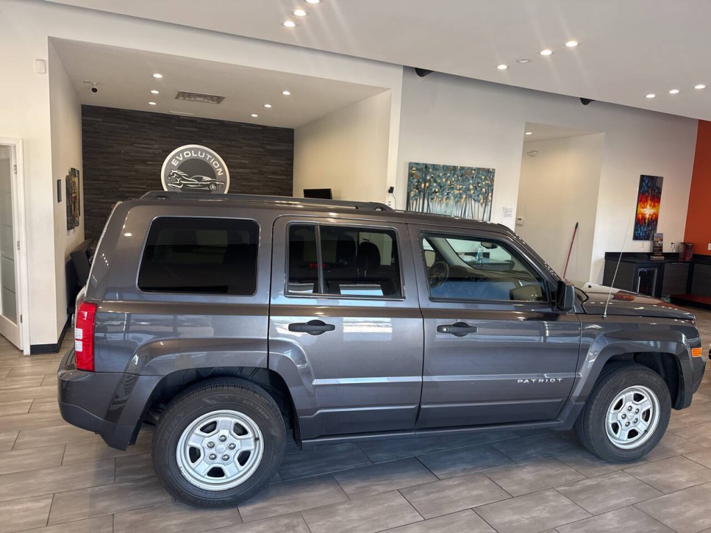 2016 Jeep Patriot Image 15