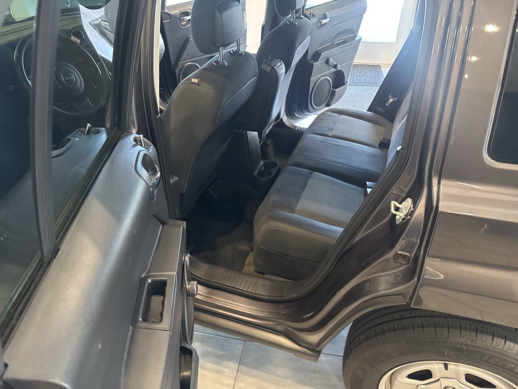 2016 Jeep Patriot Image 21