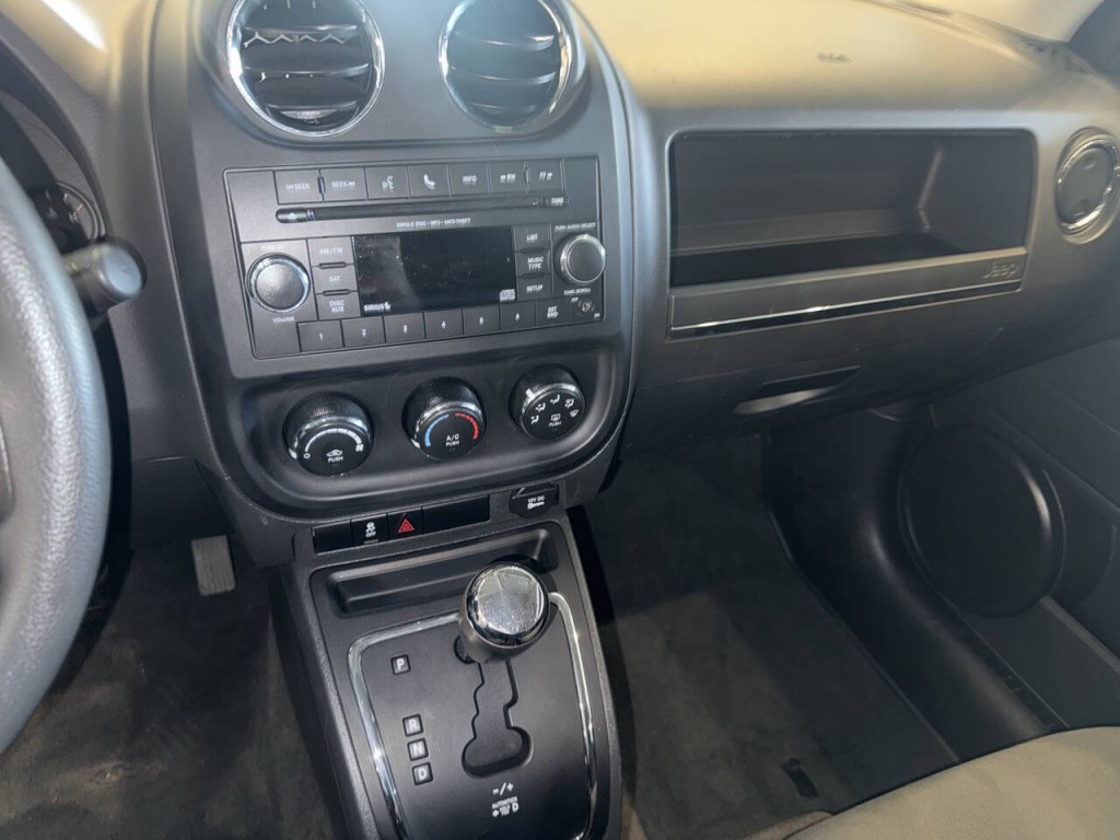 2016 Jeep Patriot Image 28