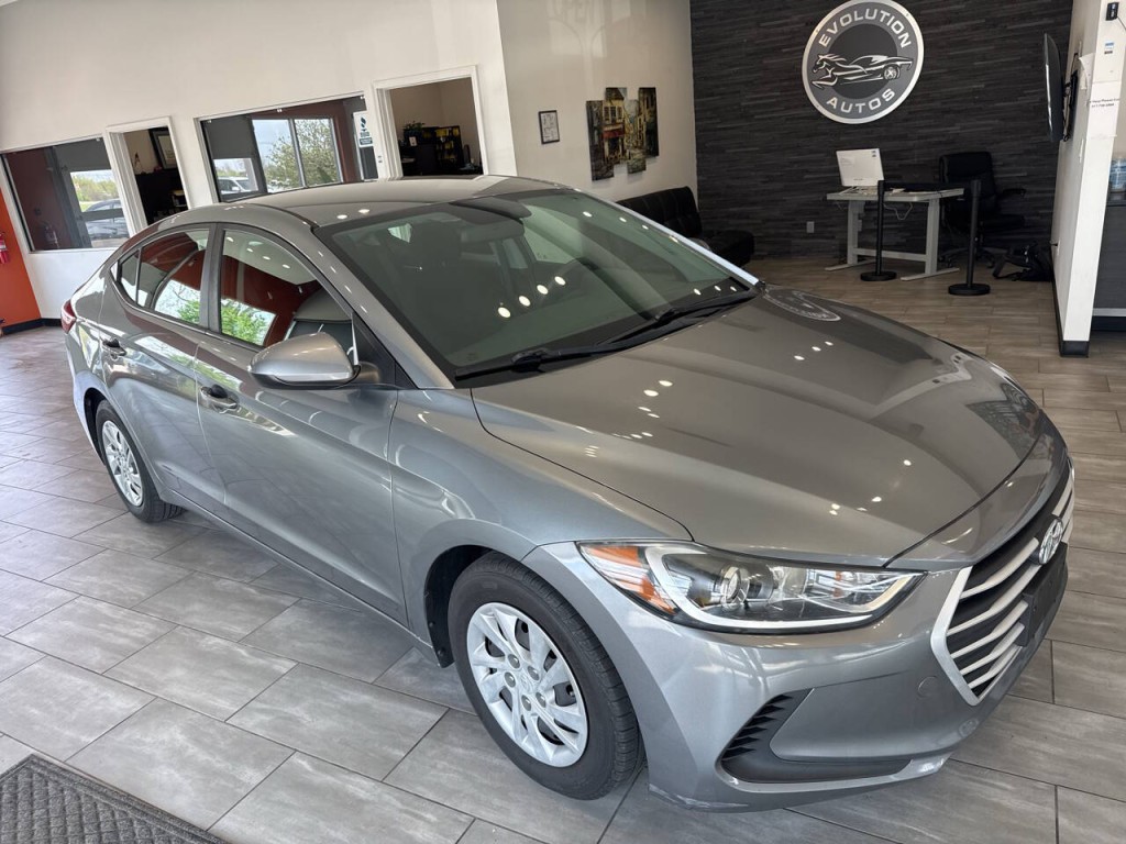 2018 Hyundai Elantra Image 3