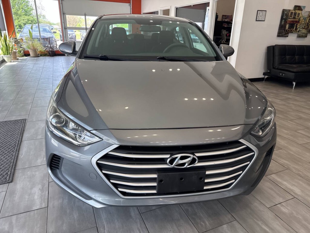 2018 Hyundai Elantra Image 4