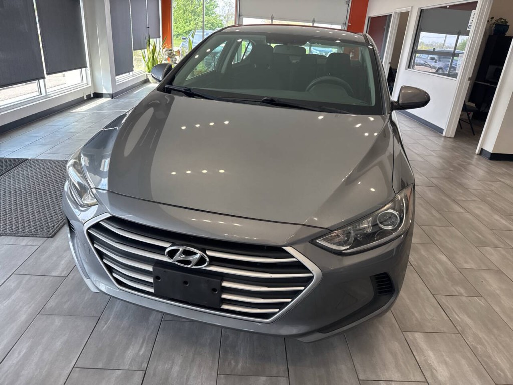 2018 Hyundai Elantra Image 5