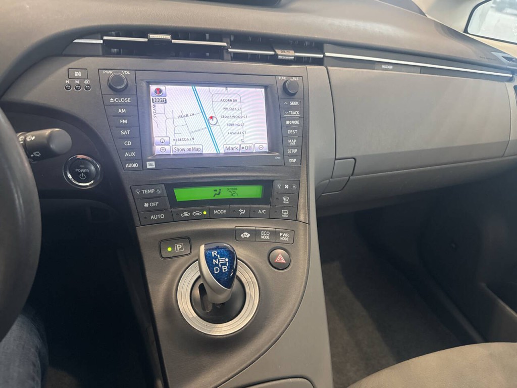 2010 Toyota Prius Image 22
