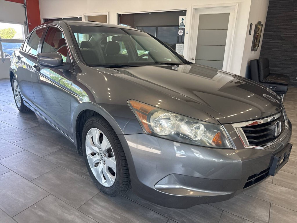 2009 Honda Accord Image 2