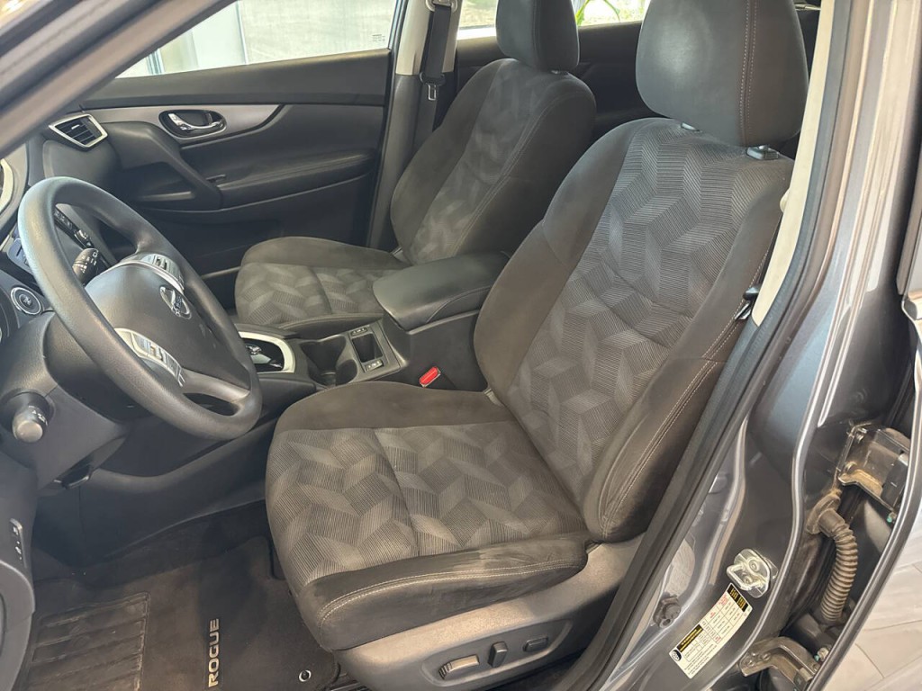 2015 Nissan Rogue Image 15