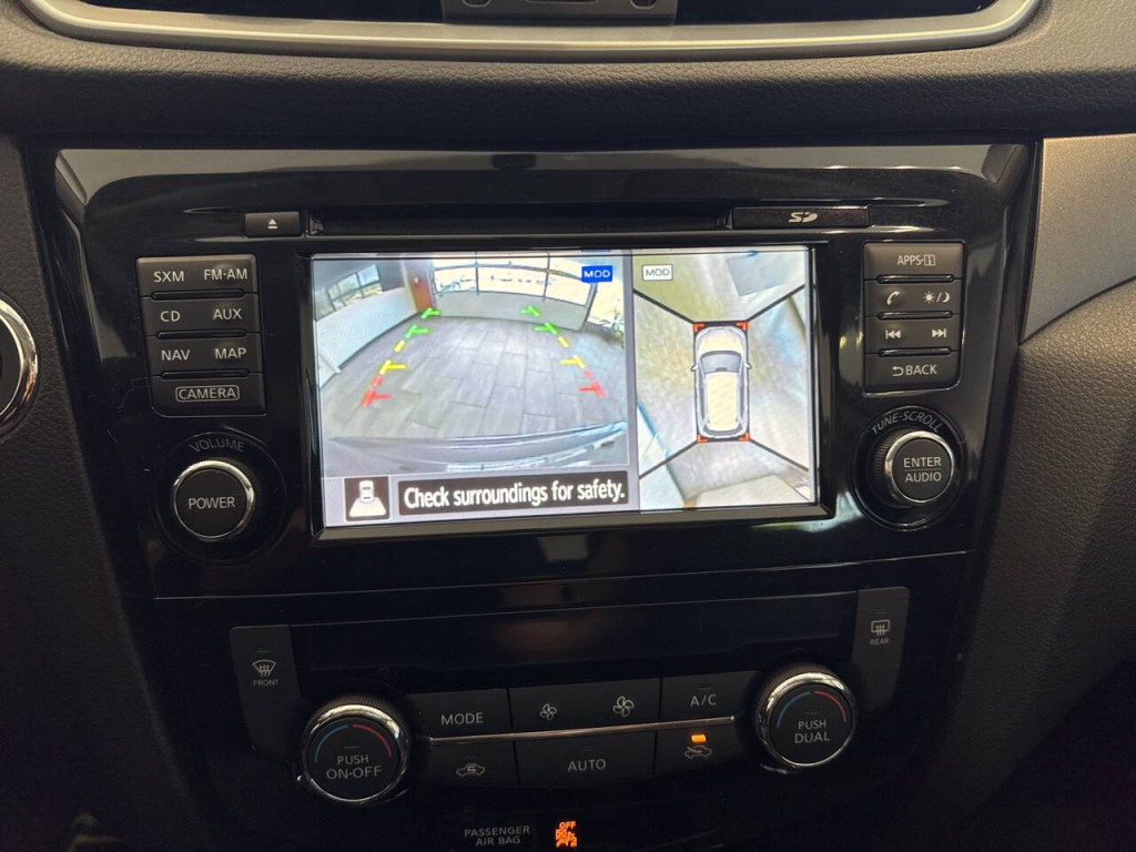 2015 Nissan Rogue Image 23