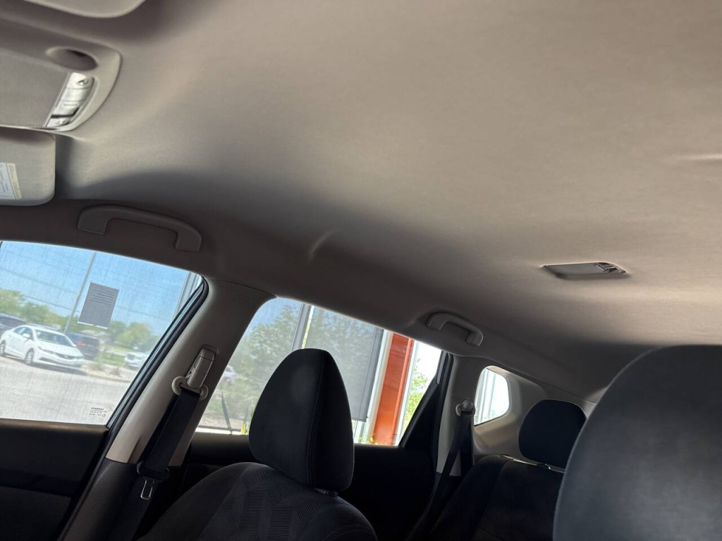 2015 Nissan Rogue Image 28