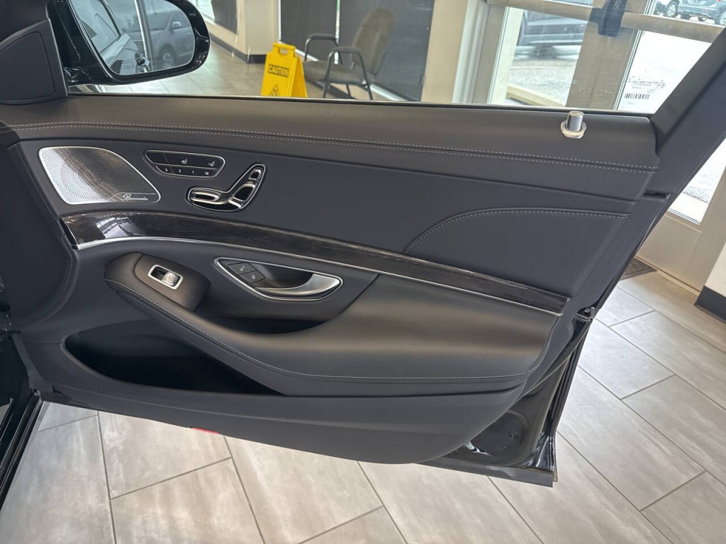 2019 Mercedes-Benz S-Class Image 50