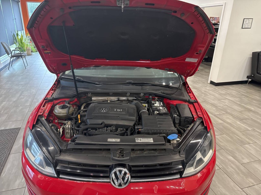 2017 Volkswagen Golf Image 47