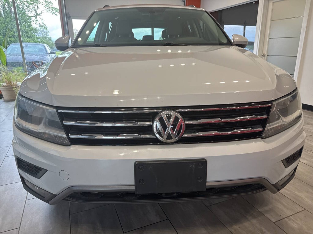 2018 Volkswagen Tiguan Image 2