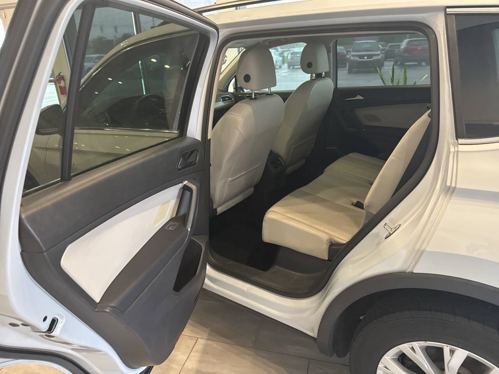 2018 Volkswagen Tiguan Image 22