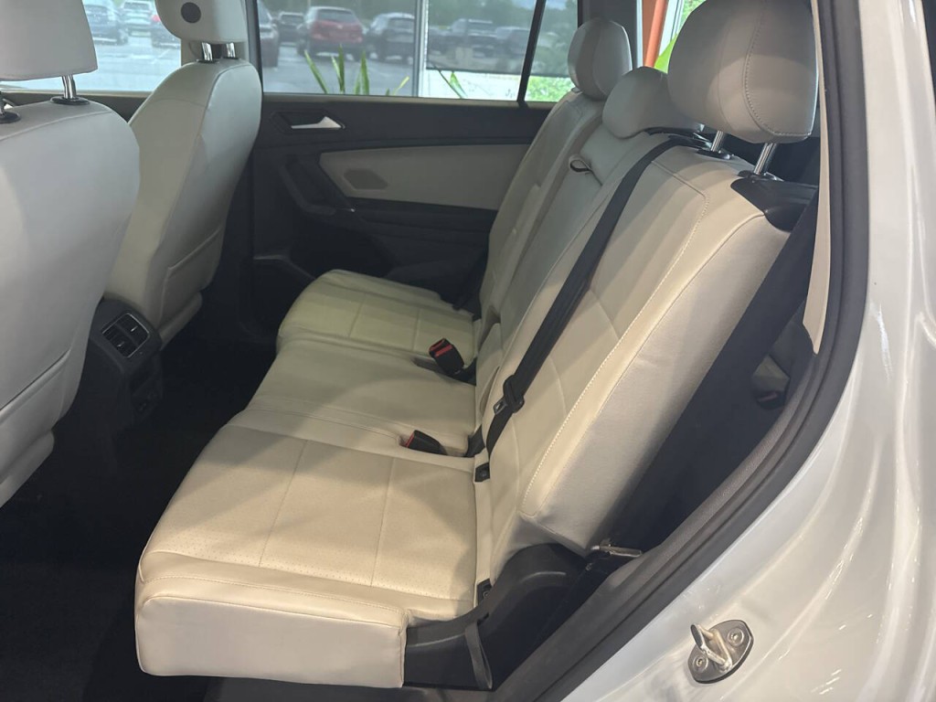 2018 Volkswagen Tiguan Image 24