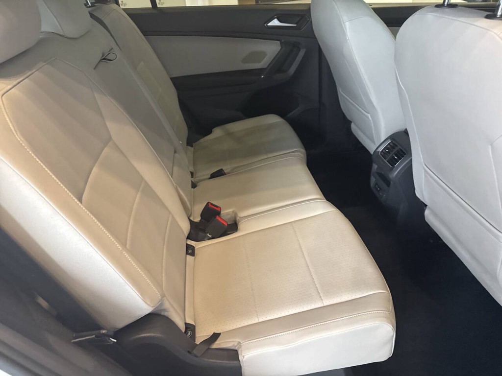 2018 Volkswagen Tiguan Image 32