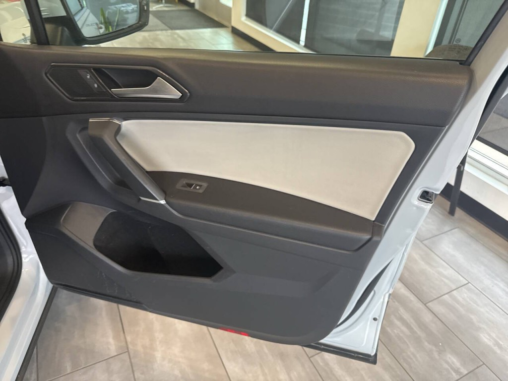 2018 Volkswagen Tiguan Image 36
