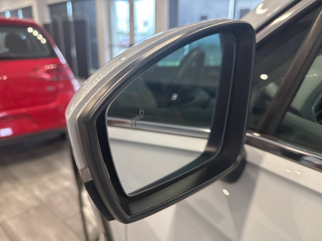 2018 Volkswagen Tiguan Image 39