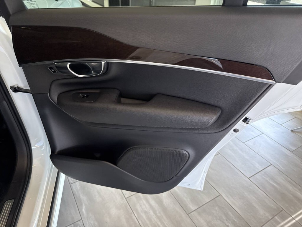 2019 Volvo XC90 Image 36