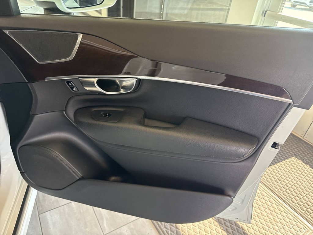 2019 Volvo XC90 Image 39