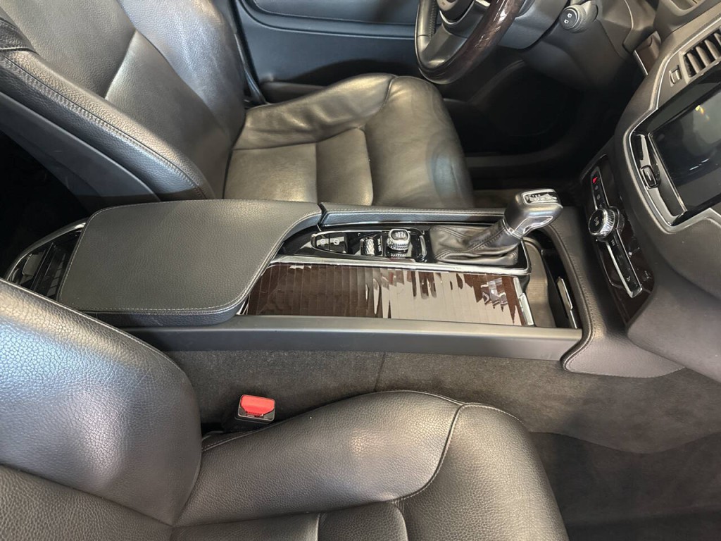 2019 Volvo XC90 Image 42
