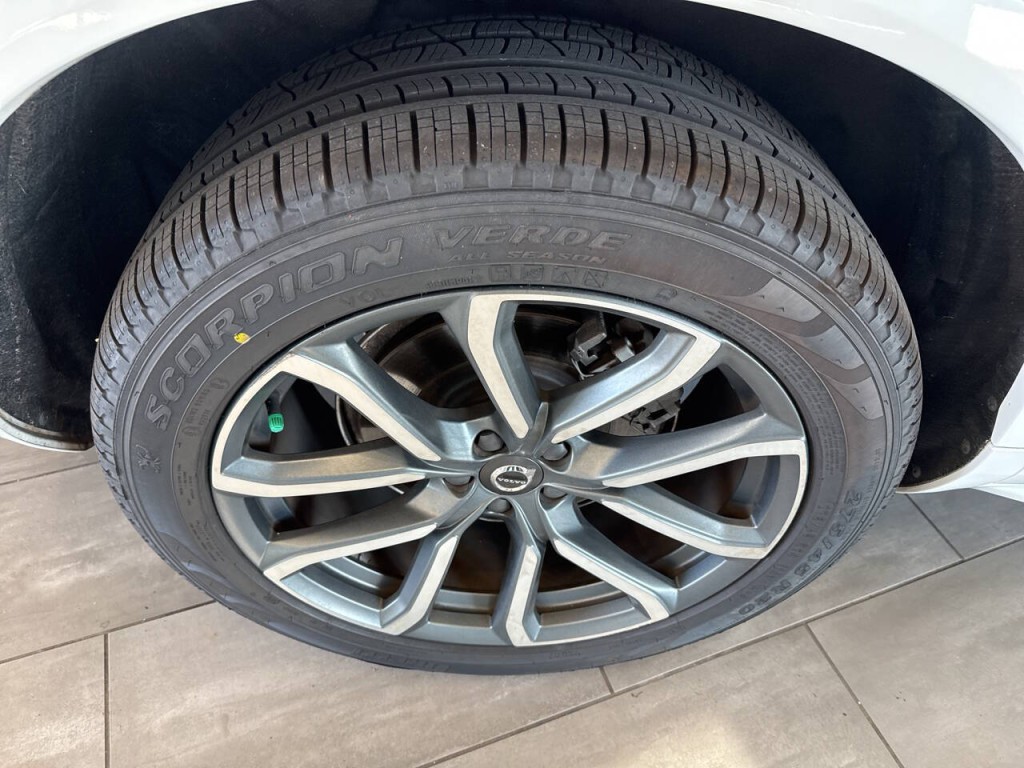 2019 Volvo XC90 Image 44