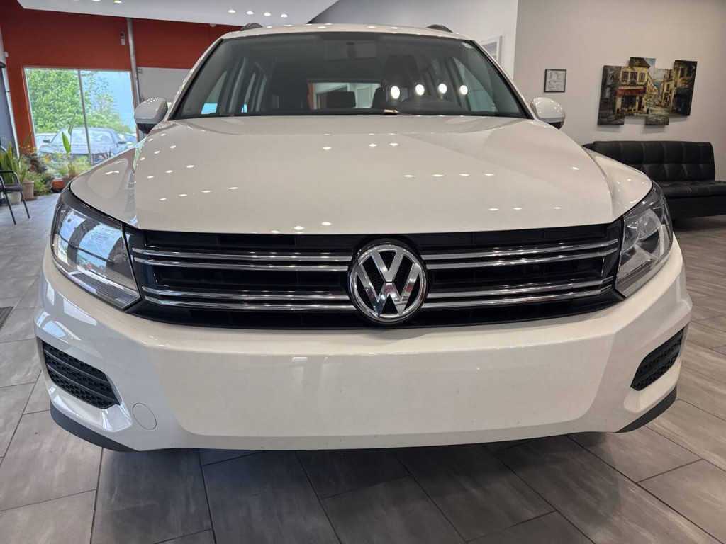 2017 Volkswagen Tiguan Image 2