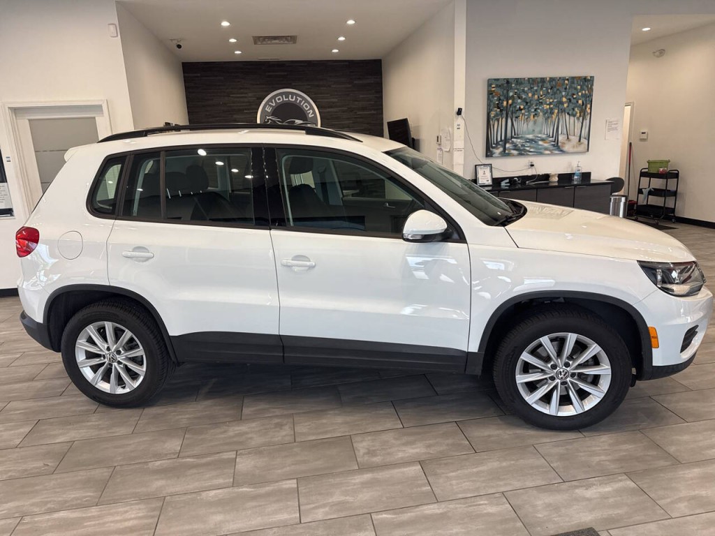 2017 Volkswagen Tiguan Image 8