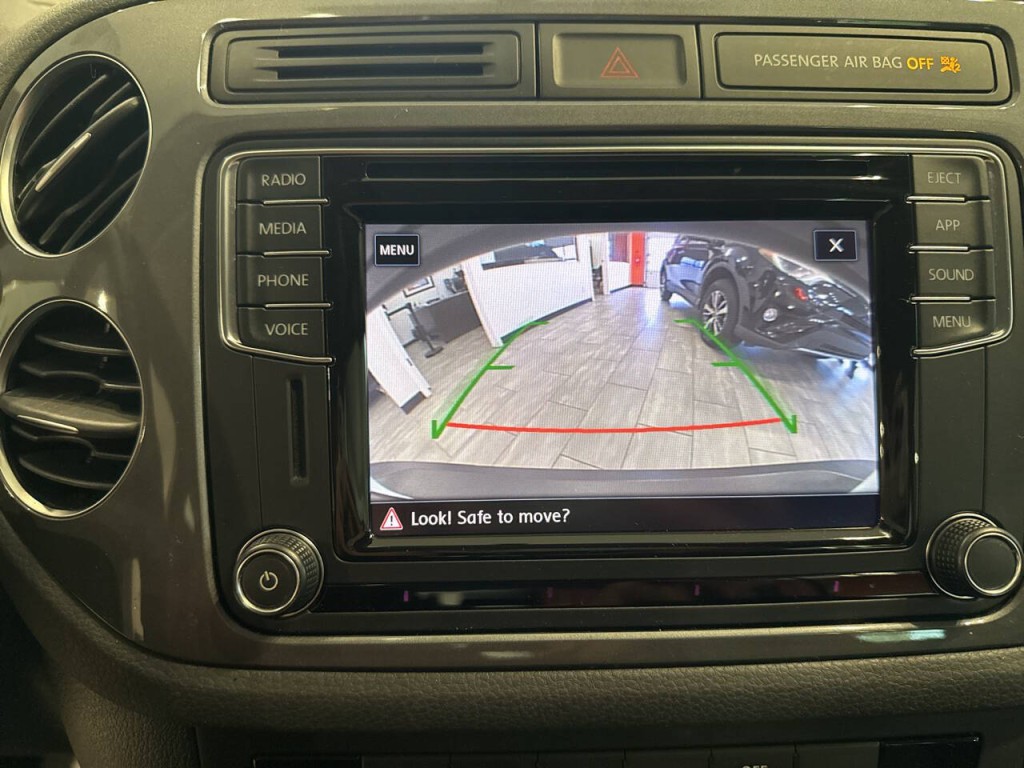 2017 Volkswagen Tiguan Image 20