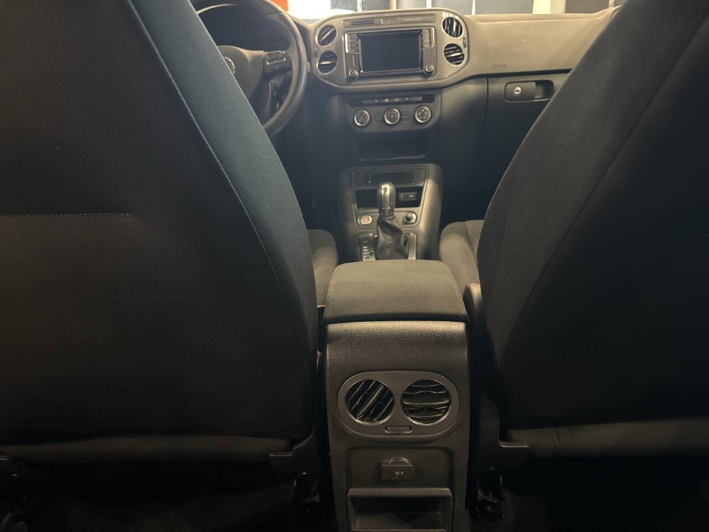 2017 Volkswagen Tiguan Image 28