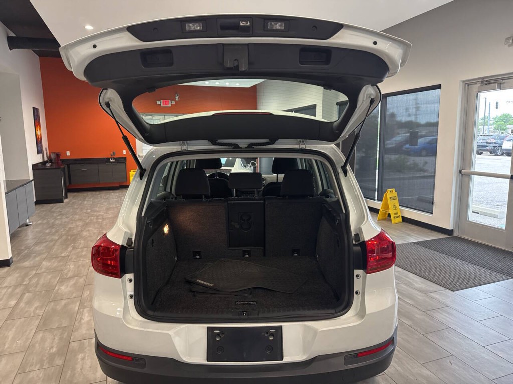 2017 Volkswagen Tiguan Image 31
