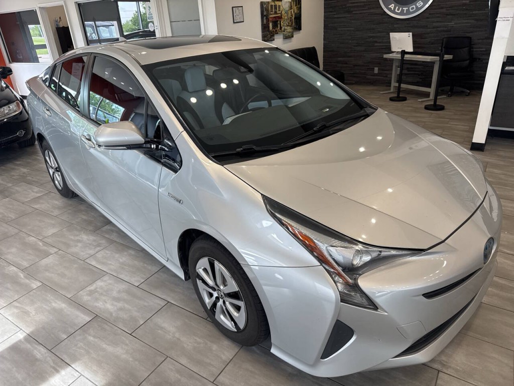 2016 Toyota Prius Image 4